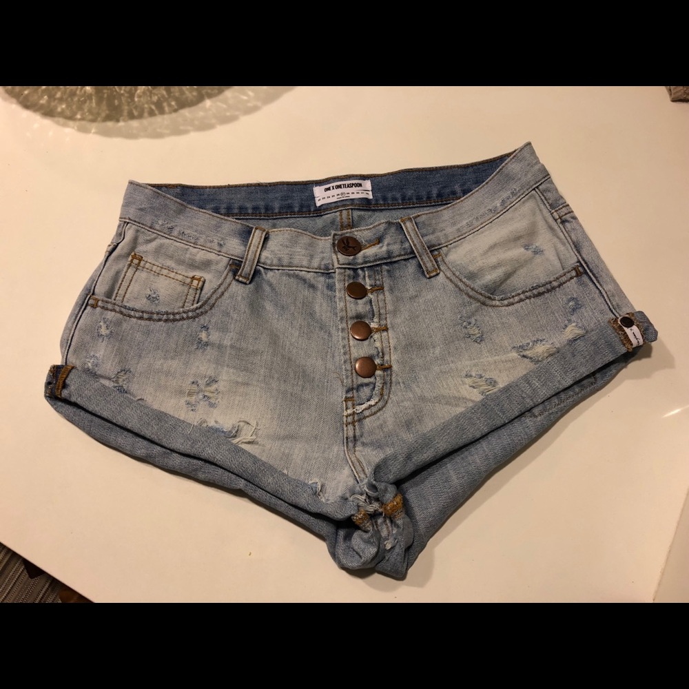 One teaspoon shorts sz 27 like new